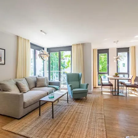 Maxim App 4 Apartment