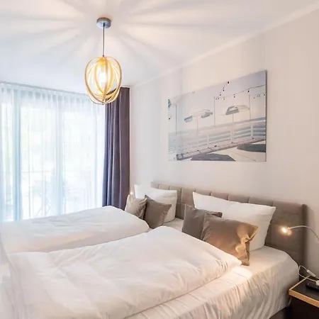 Maxim App 4 Apartment